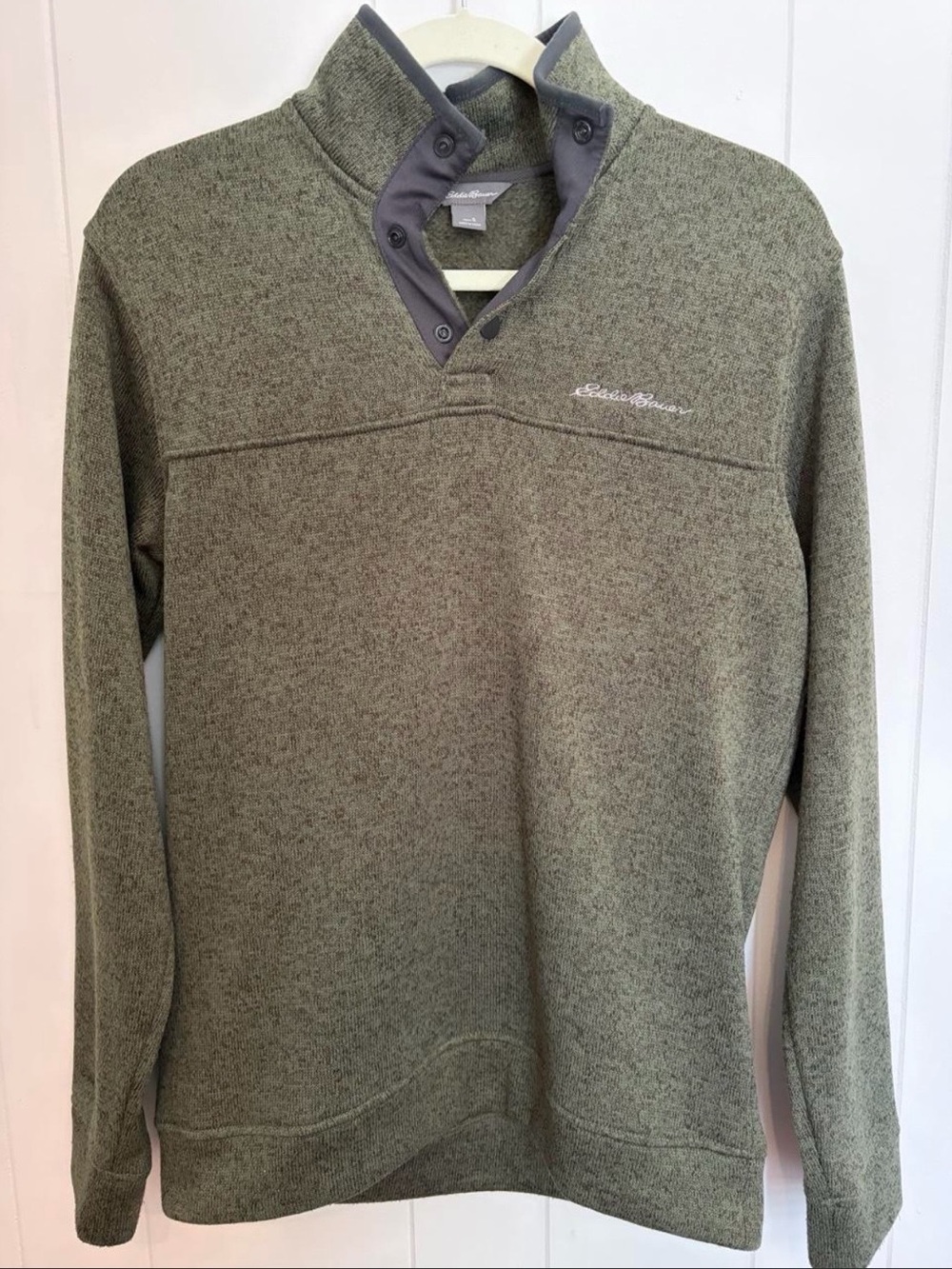 Eddie Bauer Men's Olive Green Snap-Button Mock Neck Sweater